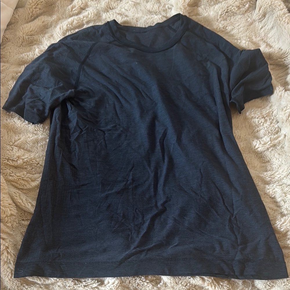 Men's Navy T-Shirt Lululemon